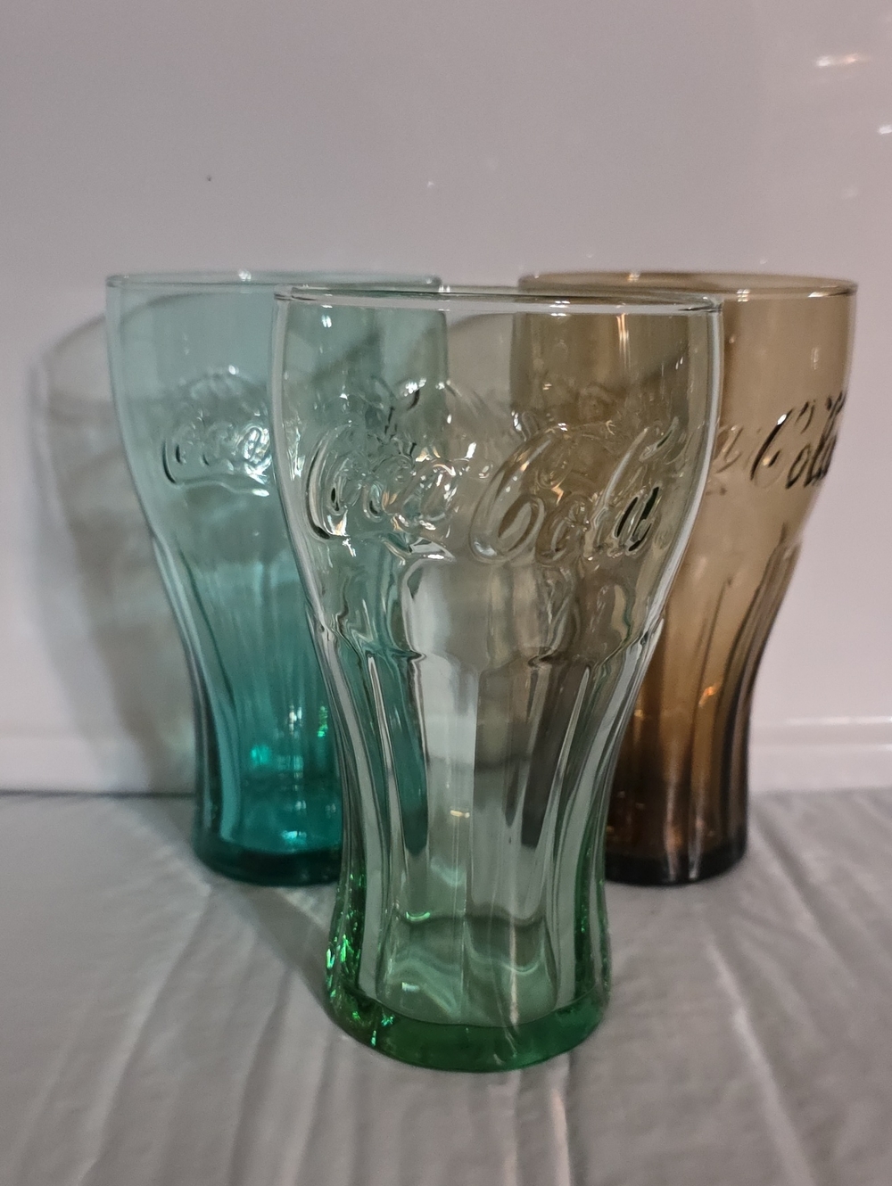 Set Of 3 Coca-Cola Reg. Trademark Glasses In Brown & Aqua & Green Like New 16oz